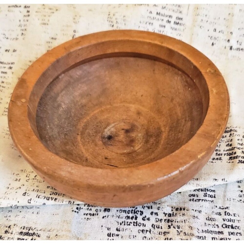 Vintage - ?Hand Carved Wooden Bowl 4" X 1.5"